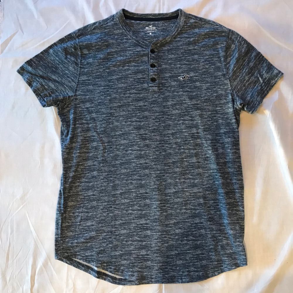 Hollister Henly Tshirt